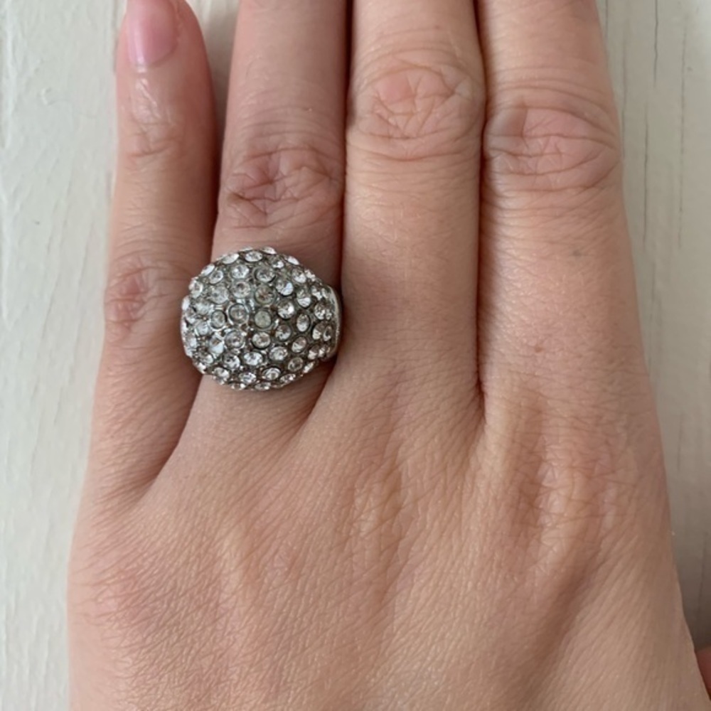 Faux Silver Ring‎ Size 6